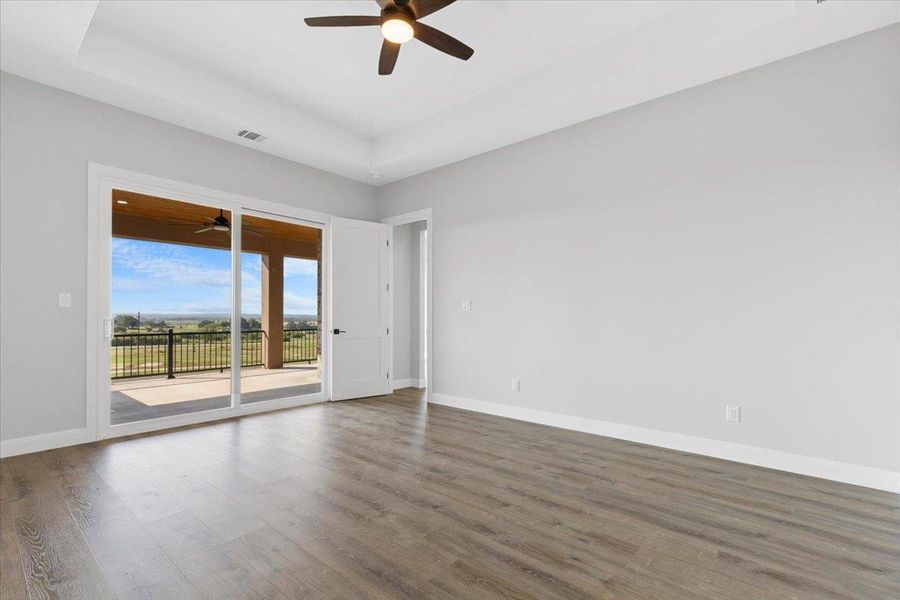 Spacious, unfurnished interior of a new home in , Bastrop (Image 27). Spacious, unfurnished interior of a new home in , Bastrop (Image 27).