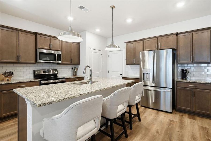 Furnished interior view inside a new home in , Jasper (Image 13).