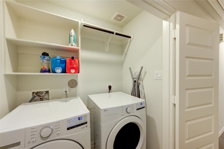 Image 48 of a home in . Image 48 of a home in .