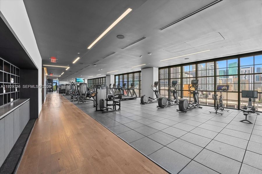 Community amenities in , Miami (Image 35).