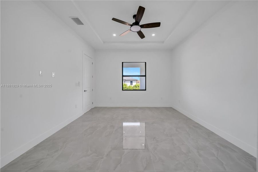 Spacious, unfurnished interior of a new home in , Cape Coral (Image 11). Spacious, unfurnished interior of a new home in , Cape Coral (Image 11).
