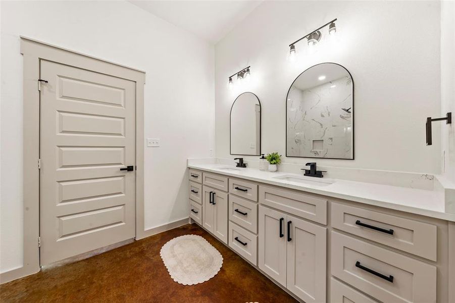 Furnished interior view inside a new home in , Waco (Image 16).