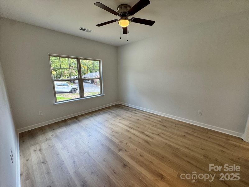 Spacious, unfurnished interior of a new home in , Lowell (Image 11).