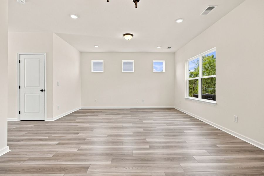 Spacious, unfurnished interior of a new home in Hampshire Hills, Columbia (Image 26). Spacious, unfurnished interior of a new home in Hampshire Hills, Columbia (Image 26).
