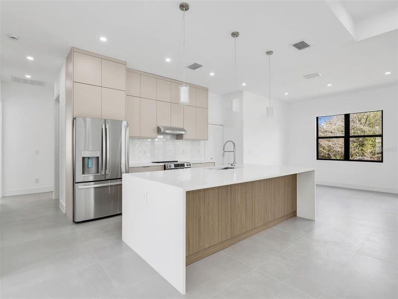 Furnished interior view inside a new home in , Port Charlotte (Image 8).