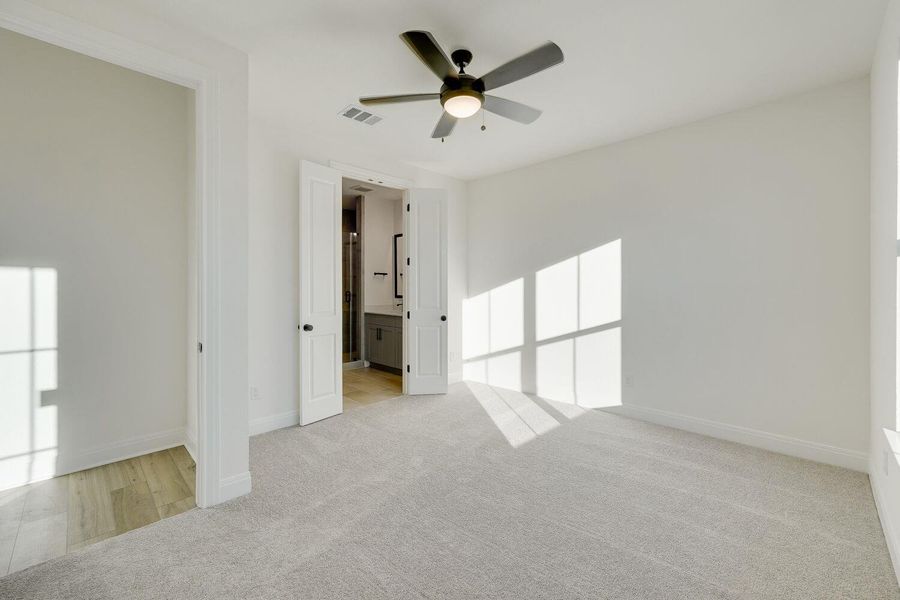 Spacious, unfurnished interior of a new home in The Porch at Du Pre, Buda (Image 8). Spacious, unfurnished interior of a new home in The Porch at Du Pre, Buda (Image 8).