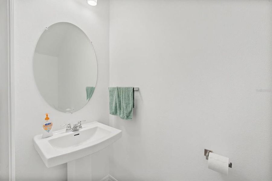 Furnished interior view inside a new home in , Sarasota (Image 9).