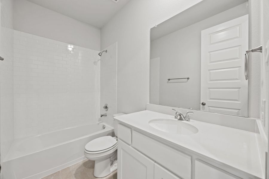 Representative furnished interior of a home built from the Camden by Cambridge Homes in Tinsley Meadows, Van Alstyne (Image 10). Representative furnished interior of a home built from the Camden by Cambridge Homes in Tinsley Meadows, Van Alstyne (Image 10).