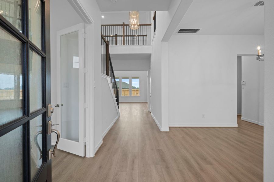 Sample product photo. Actual exterior and interior selections may vary by homesite. Photo may be virtually staged