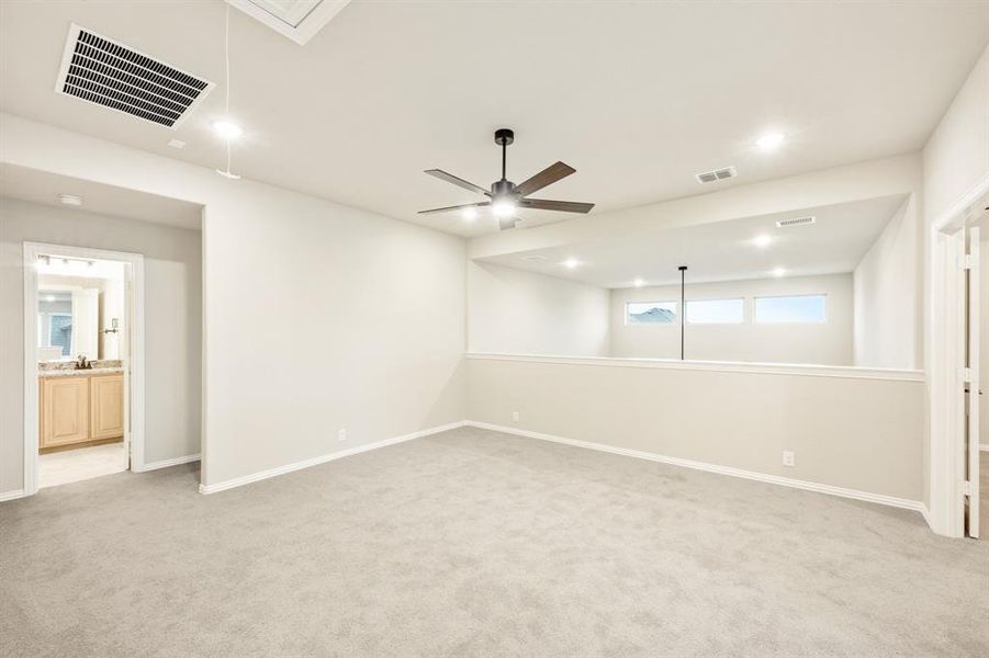 Spacious, unfurnished interior of a new home in Hulen Trails Classic 50, Fort Worth (Image 21). Spacious, unfurnished interior of a new home in Hulen Trails Classic 50, Fort Worth (Image 21).