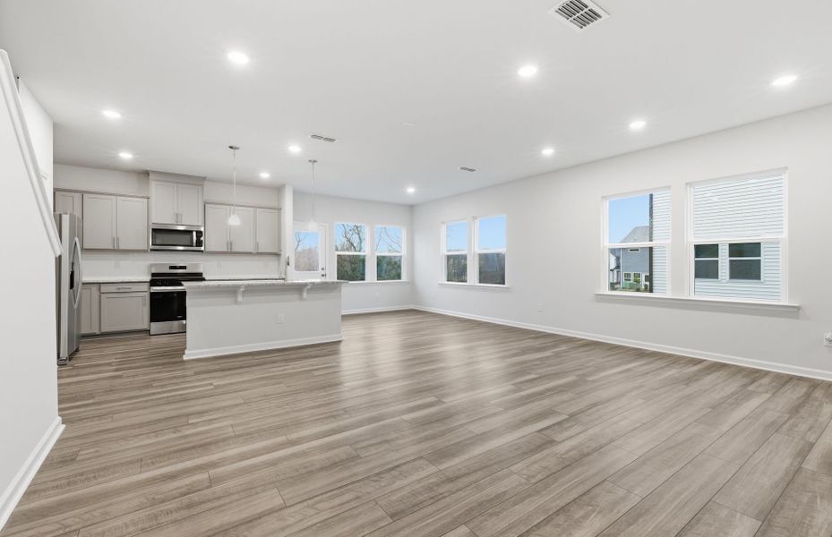 Spacious, unfurnished interior of a new home in McConnell Ridge, McLeansville (Image 21).