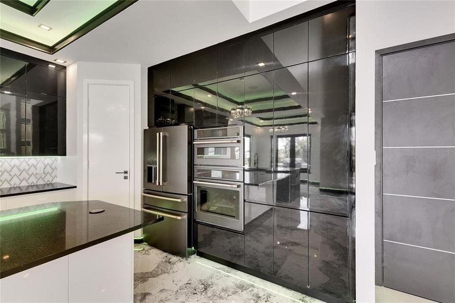 Furnished interior view inside a new home in , Apollo Beach (Image 15).