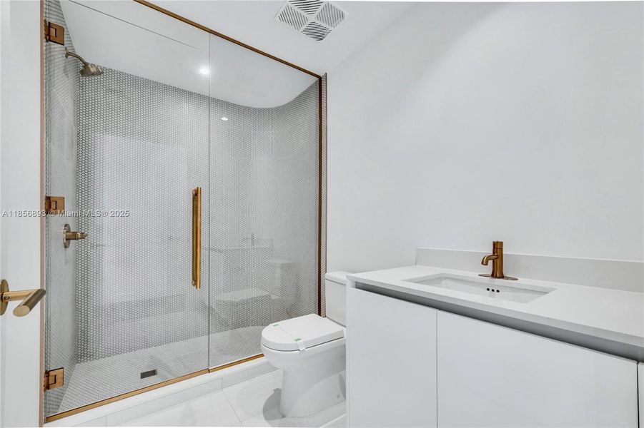 Furnished interior view inside a new home in Mr. C Residences, Miami (Image 7).