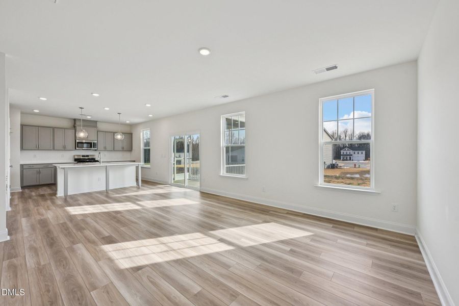 13-web-or-mls-Old Station Pointe-S0502-0 13-web-or-mls-Old Station Pointe-S0502-0