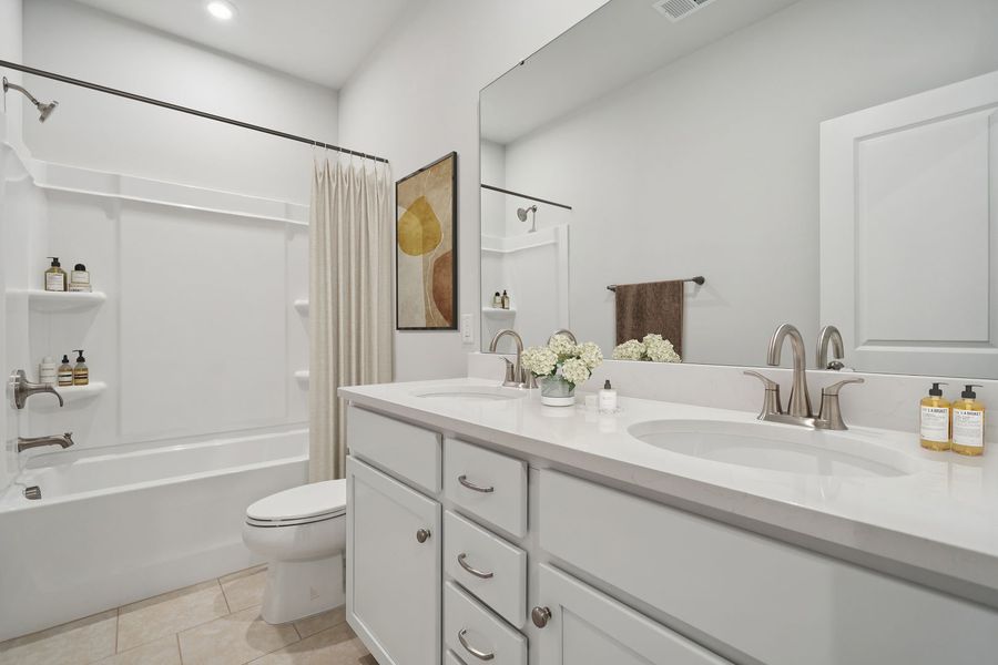 Full Bathroom Full Bathroom