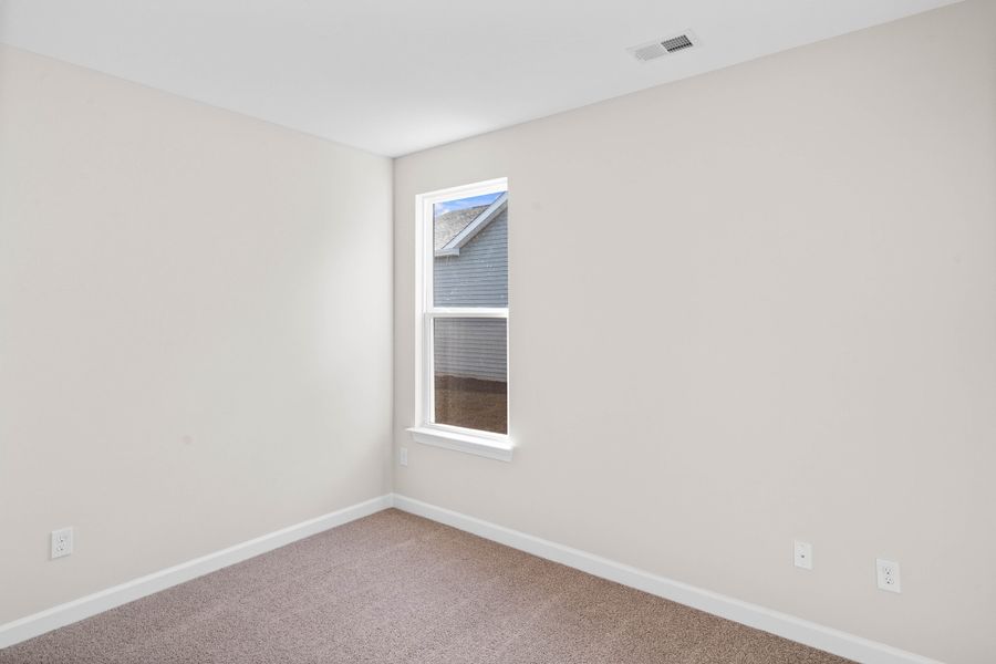 Spacious, unfurnished interior of a new home in Bridgewater - Shorehaven Village, Little River (Image 27).