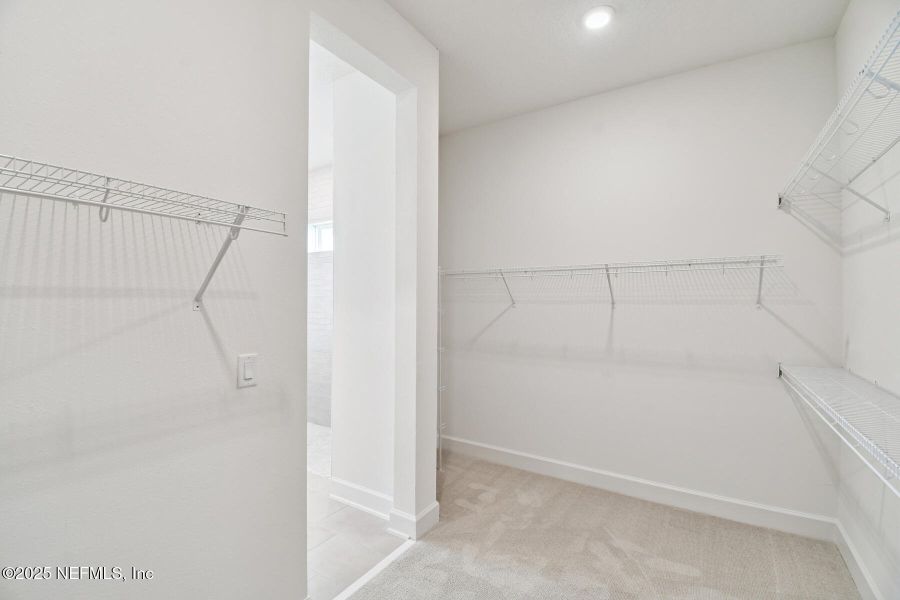 Spacious, unfurnished interior of a new home in Seven Pines 50' Front Entry, Jacksonville (Image 16).