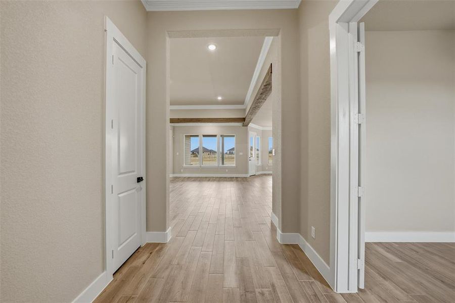 Spacious, unfurnished interior of a new home in Eagle Ridge Estates, Weatherford (Image 31).