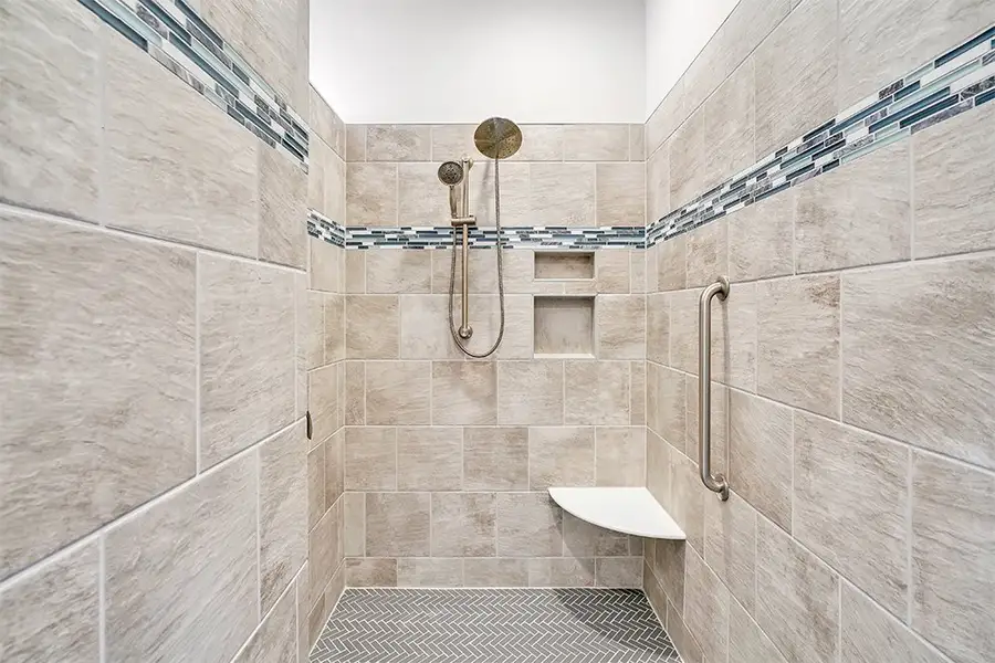 Hamilton Bay, Master Bathroom