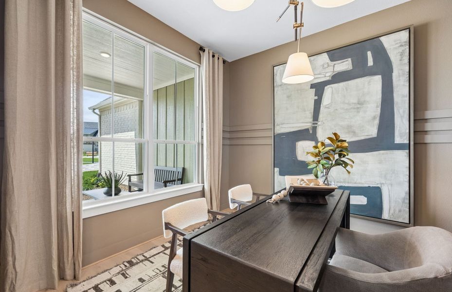 Representative furnished interior of a home built from the Stellar by Del Webb in Del Webb Sugar Land at Ryehill, Rosenberg (Image 19).