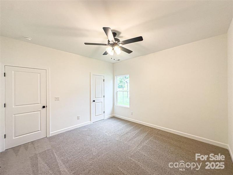 Spacious, unfurnished interior of a new home in , Rock Hill (Image 11).