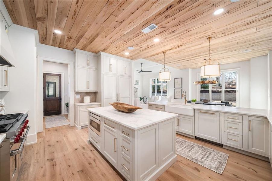 Furnished interior view inside a new home in , Alpharetta (Image 5).