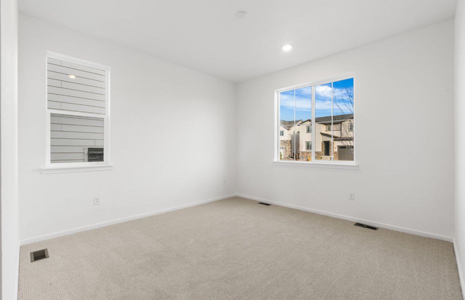 Spacious, unfurnished interior of a new home in Harvest Crossing, Aurora (Image 24). Spacious, unfurnished interior of a new home in Harvest Crossing, Aurora (Image 24).