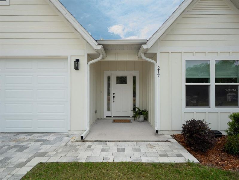 Exterior details and patio area of a home in , Newberry (Image 3).