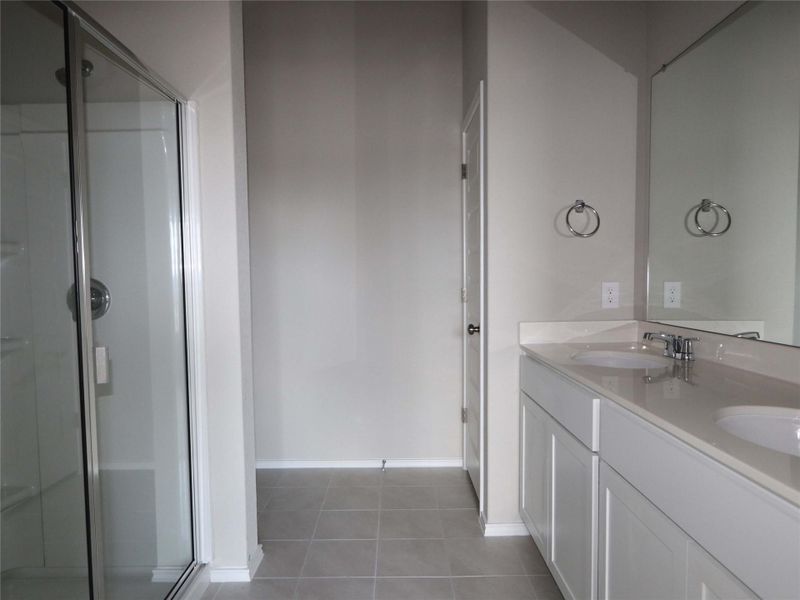 Furnished interior view inside a new home in Marble Creek Crossing, Austin (Image 5).