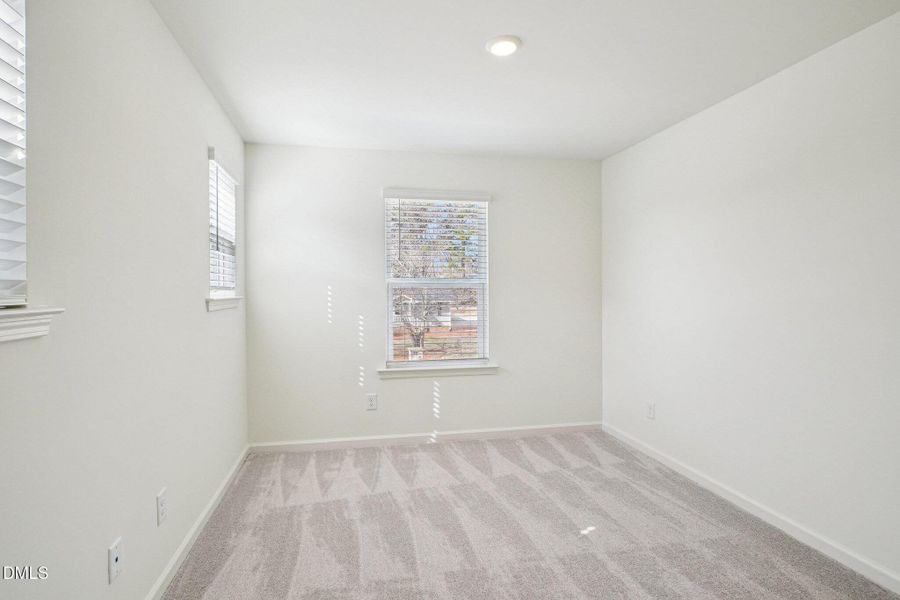 27-web-or-mls-Parker Ln-S1202-027