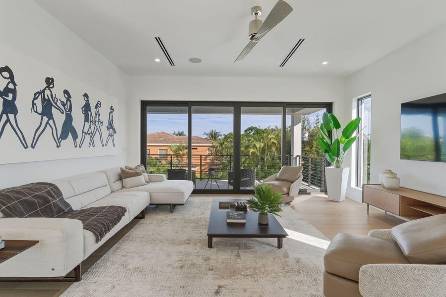 Image 53 of a home in .