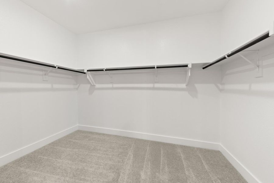 Spacious, unfurnished interior of a new home in Painted Tree, McKinney (Image 24).