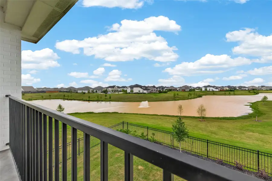 Exterior details and patio area of a home in , Brookshire (Image 4).
