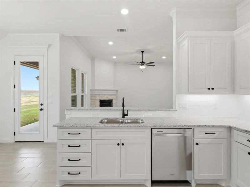 Furnished interior view inside a new home in , Tolar (Image 7).