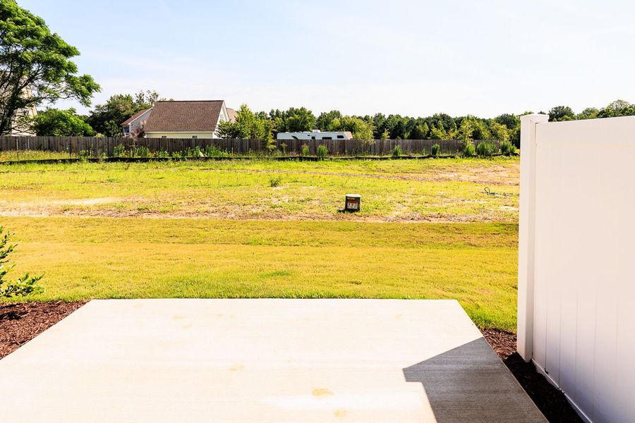 Image 25 of a home in Vaughan Farms.