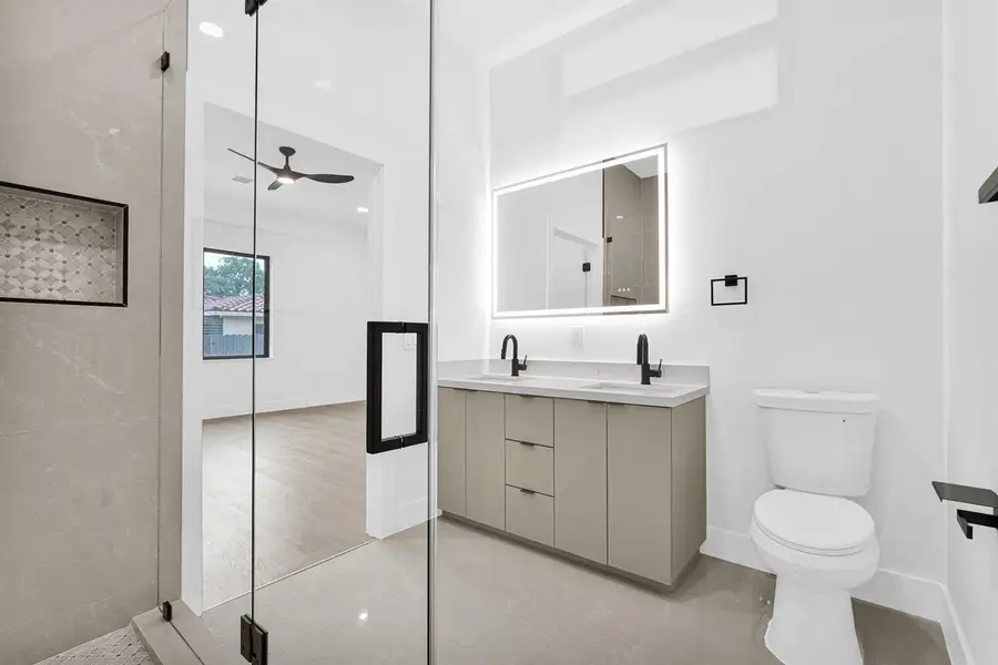 14-web-or-mls-DSC00164 14-web-or-mls-DSC00164