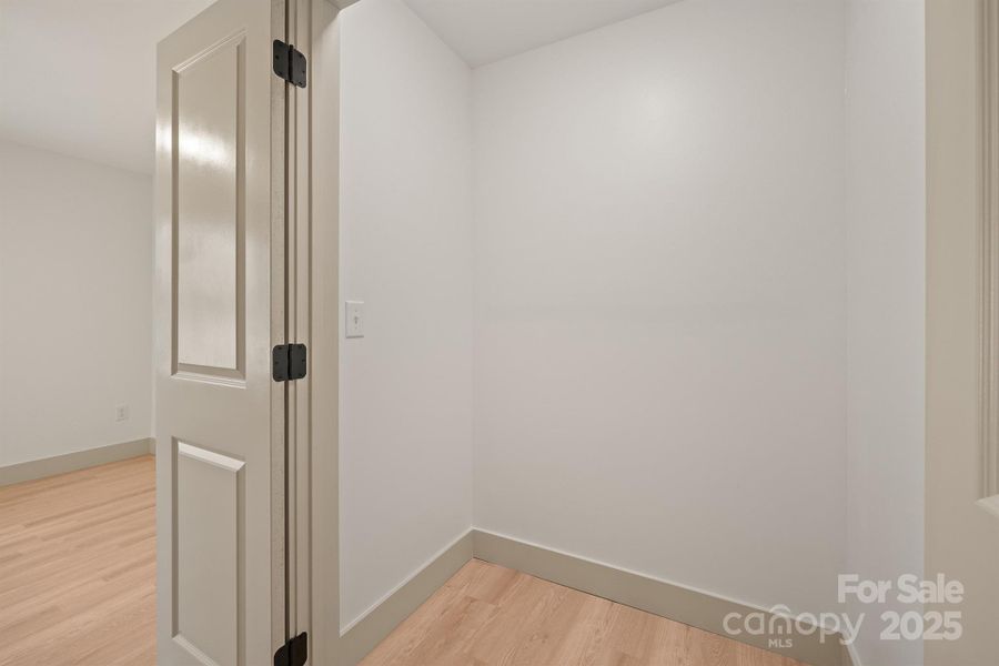Spacious, unfurnished interior of a new home in , Newton (Image 18).