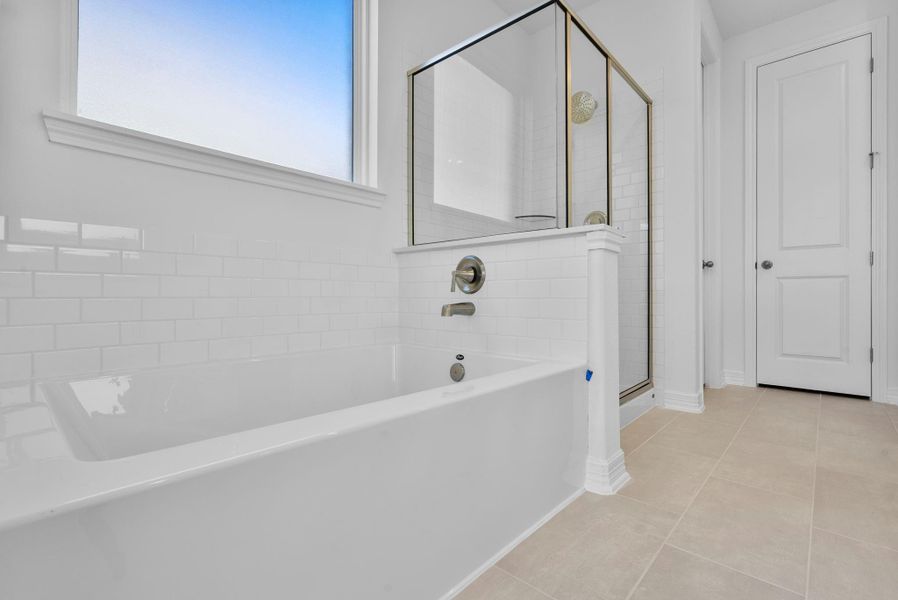 : Sample product photo. Actual exterior and interior selections may vary by homesite. Photo may be virtually staged