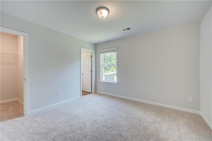 Spacious, unfurnished interior of a new home in Bowers Farm, McDonough (Image 12).