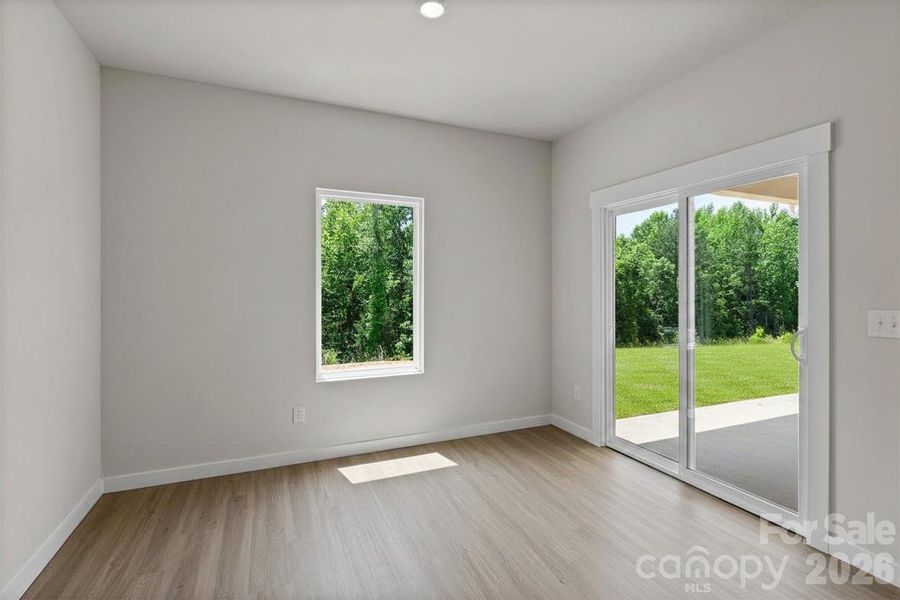Spacious, unfurnished interior of a new home in Stagecoach Station, Gastonia (Image 11). Spacious, unfurnished interior of a new home in Stagecoach Station, Gastonia (Image 11).