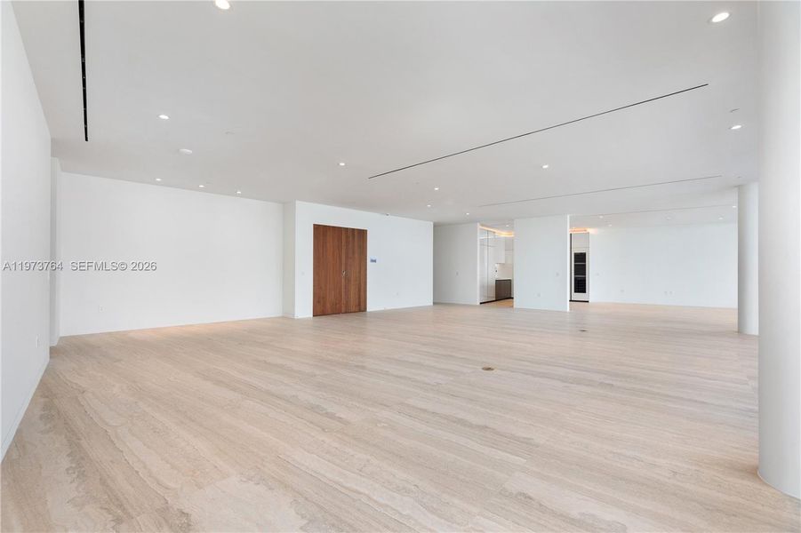 Spacious, unfurnished interior of a new home in , Miami (Image 11).