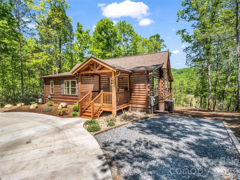 Image 43 of a home in .