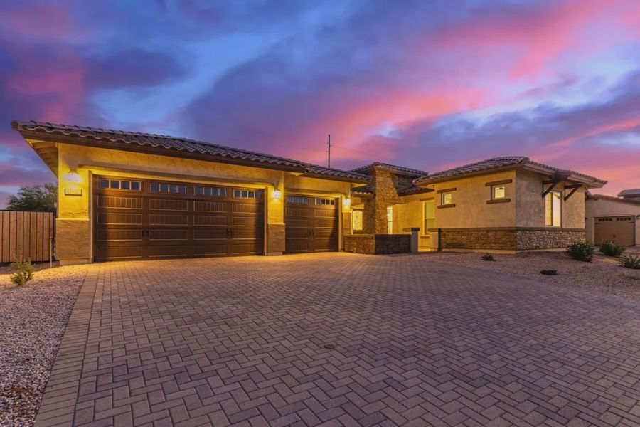 Exterior details and patio area of a home in Bellero Estates, Queen Creek (Image 28).