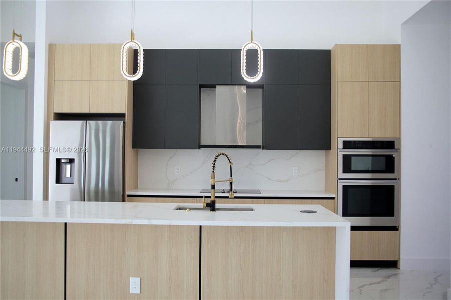 Image 21 of a home in .