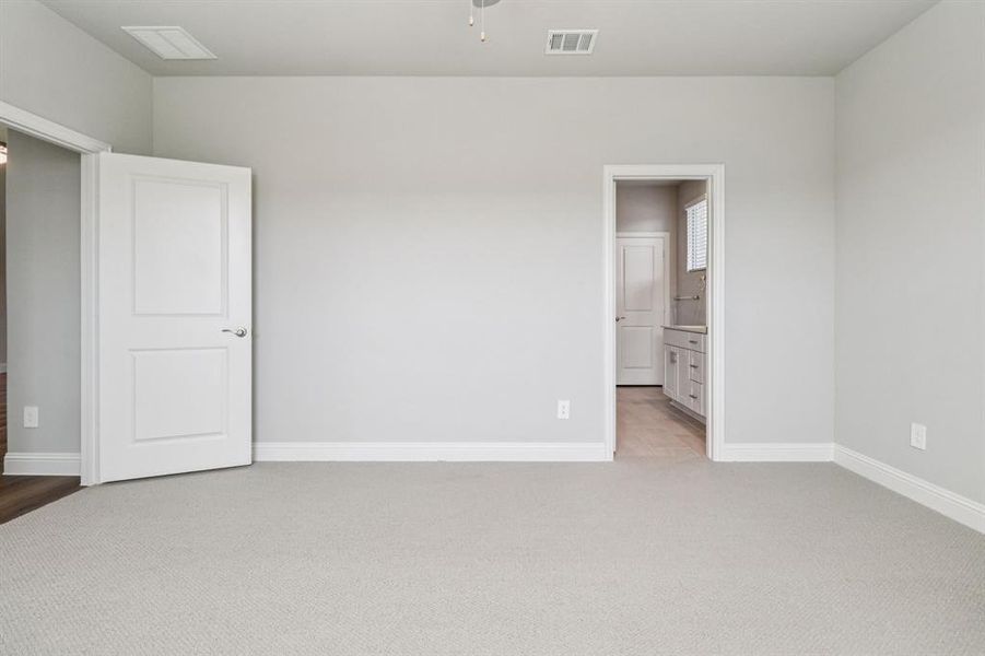 Spacious, unfurnished interior of a new home in Lakehaven - Premier Series, Farmersville (Image 32). Spacious, unfurnished interior of a new home in Lakehaven - Premier Series, Farmersville (Image 32).