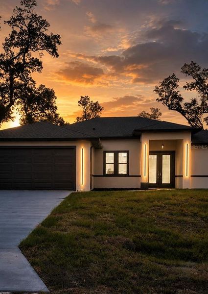 Exterior details and patio area of a home in , North Port (Image 20).