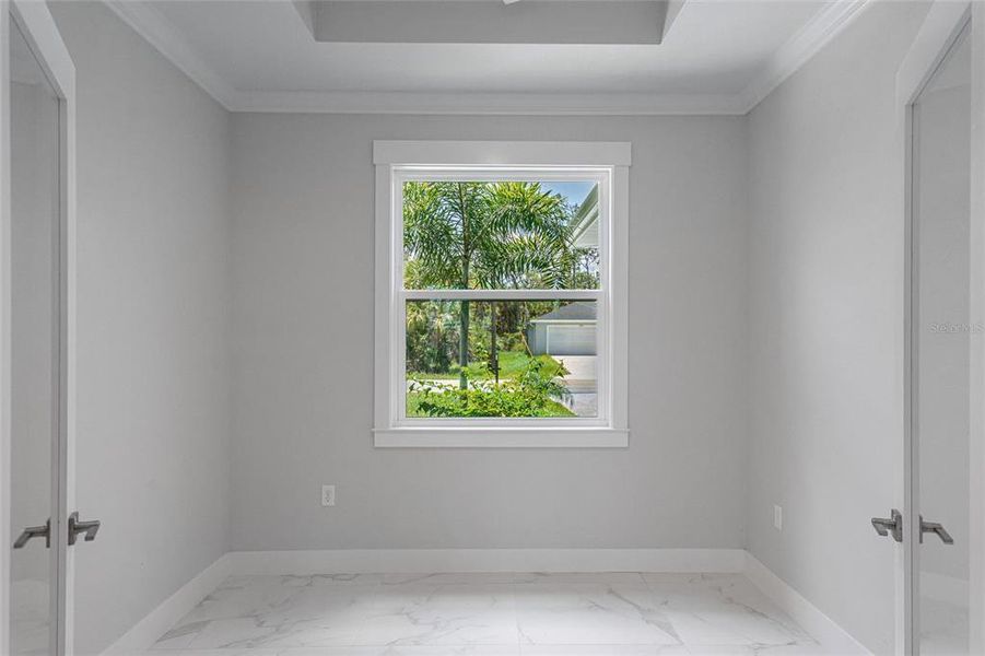 Spacious, unfurnished interior of a new home in , Port Charlotte (Image 31).