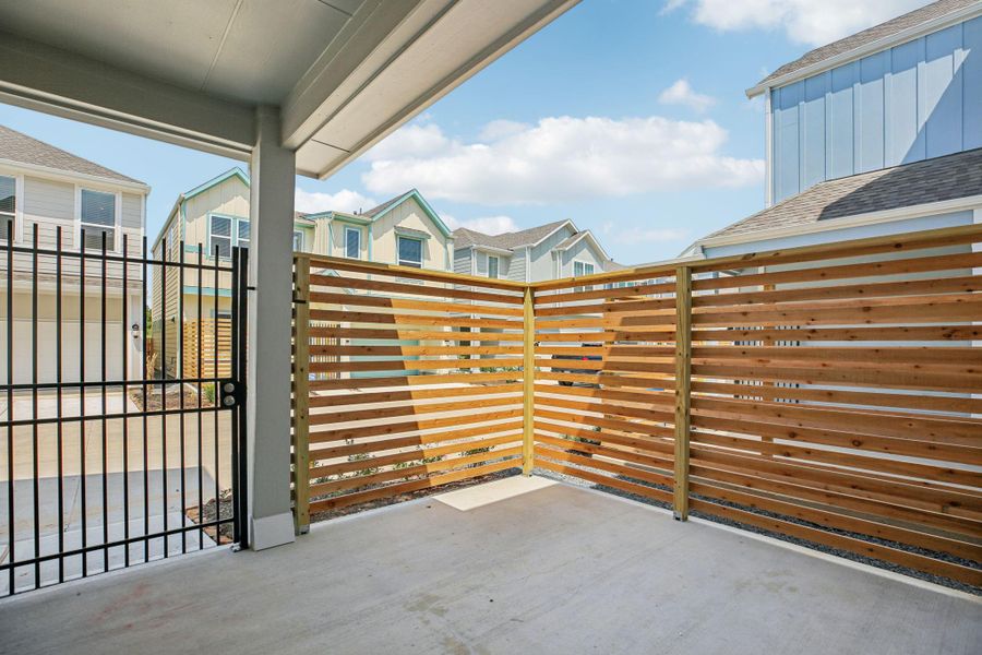 Image 38 of a home in Kemah Crossing - Luxe Series. Image 38 of a home in Kemah Crossing - Luxe Series.