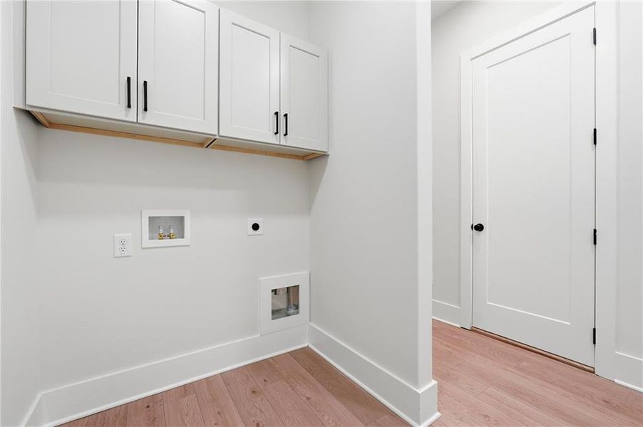 Spacious, unfurnished interior of a new home in , Rydal (Image 54).