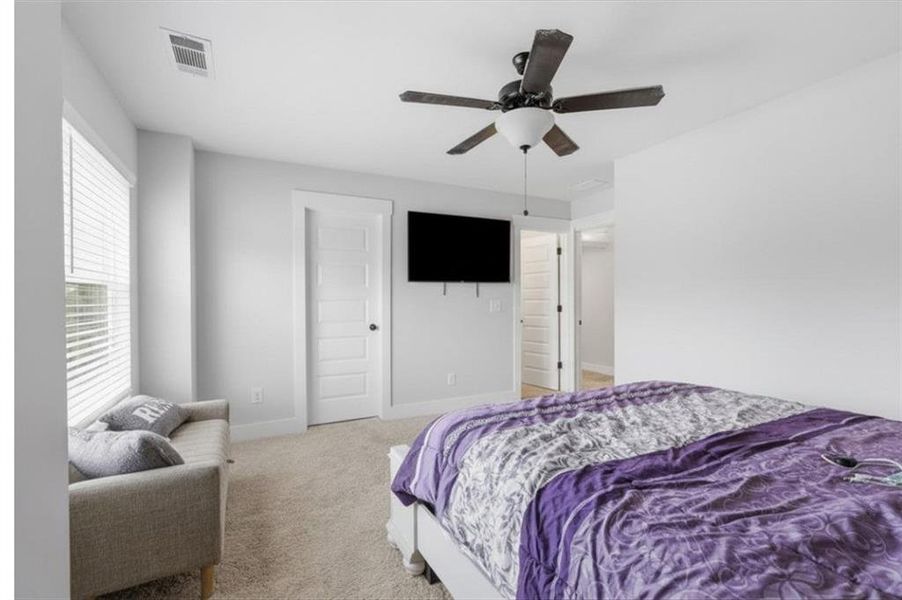 Furnished interior view inside a new home in , Hoschton (Image 27).